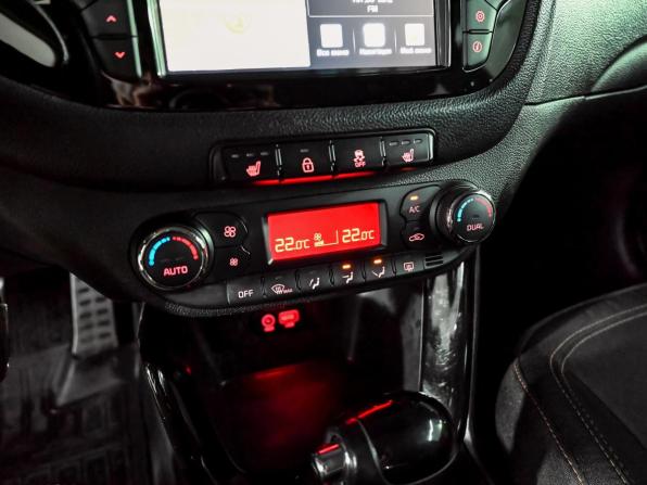 Kia Ceed II Рестайлинг с пробегом 2018 года, цена 1 405 000 рублей, 95095 км, хэтчбек, Автокод Объявления