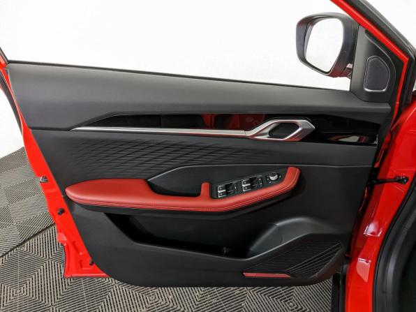 Geely Coolray I Рестайлинг с пробегом 2024 года, цена 2 270 000 рублей, 26796 км, внедорожник, Автокод Объявления