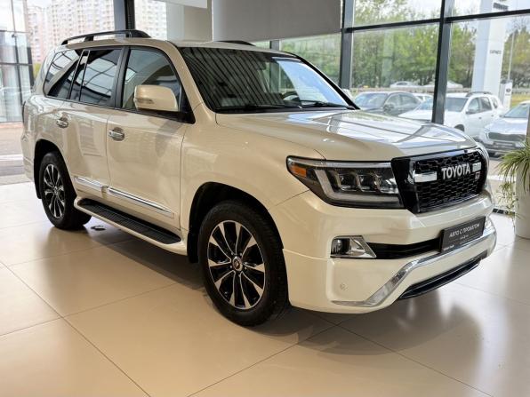 Toyota Land Cruiser 200 Series Рестайлинг 1 с пробегом 2015 года, цена 4 280 000 рублей, 161000 км, внедорожник, Автокод Объявления