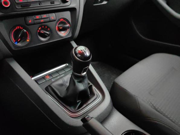 Volkswagen Jetta VI Рестайлинг с пробегом 2015 года, цена 1 128 000 рублей, 91000 км, седан, Автокод Объявления
