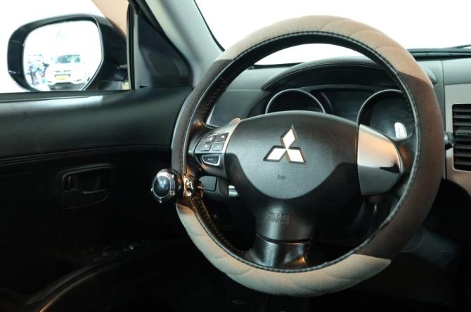 Mitsubishi Outlander II Рестайлинг с пробегом 2012 года, цена 1 349 000 рублей, 178110 км, внедорожник, Автокод Объявления
