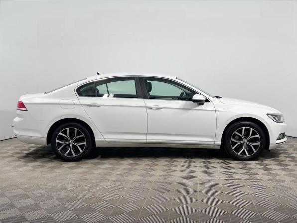 Volkswagen Passat B8 с пробегом 2019 года, цена 1 915 100 рублей, 145318 км, седан, Автокод Объявления
