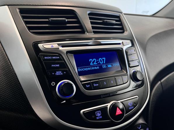Hyundai Solaris I с пробегом 2013 года, цена 760 000 рублей, 121468 км, седан, Автокод Объявления
