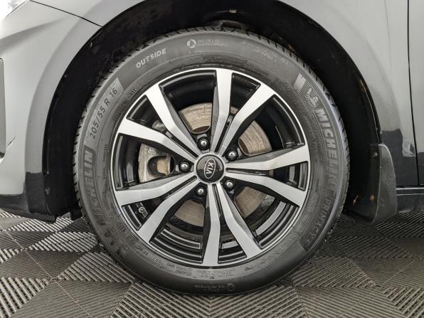 Kia Ceed III с пробегом 2018 года, цена 1 500 000 рублей, 128145 км, хэтчбек, Автокод Объявления