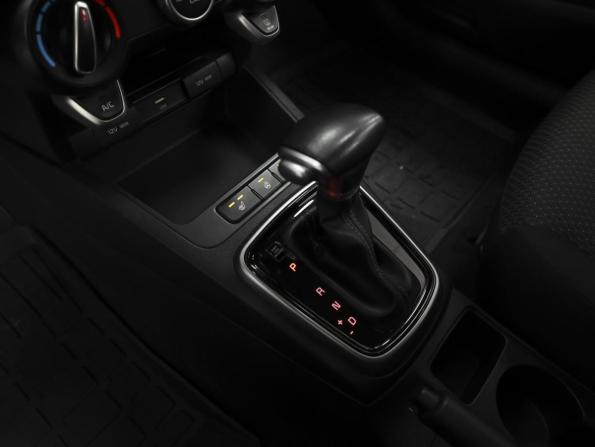Kia Rio IV Рестайлинг с пробегом 2020 года, цена 1 473 070 рублей, 75323 км, седан, Автокод Объявления