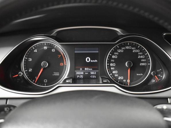 Audi A4 IV (B8) Рестайлинг с пробегом 2013 года, цена 1 365 900 рублей, 243248 км, седан, Автокод Объявления