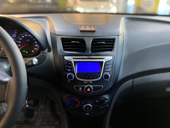 Hyundai Solaris I с пробегом 2012 года, цена 630 000 рублей, 162194 км, седан, Автокод Объявления