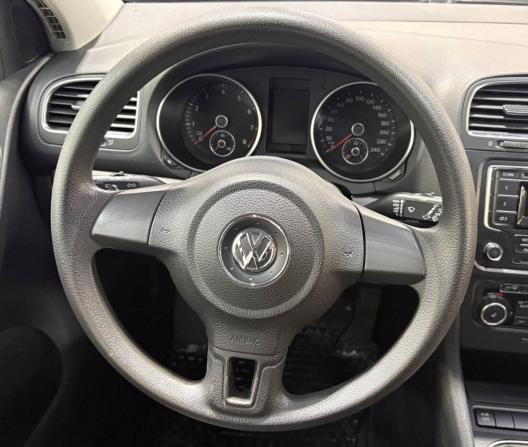 Volkswagen Golf VI с пробегом 2009 года, цена 560 000 рублей, 221500 км, хэтчбек, Автокод Объявления