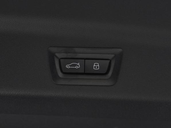 BMW X1 III (U11/U12) с пробегом 2025 года, цена 5 600 000 рублей, 56 км, внедорожник, Автокод Объявления