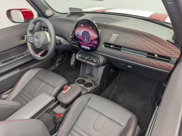 Mini Cabrio IV с пробегом 2025 года, цена 5 780 000 рублей, 3510 км, кабриолет, Автокод Объявления