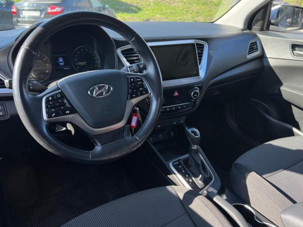 Hyundai Solaris II с пробегом 2019 года, цена 1 495 000 рублей, 79400 км, седан, Автокод Объявления