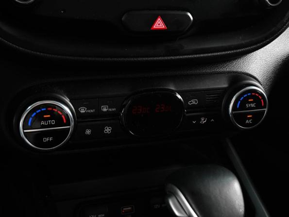 Kia Soul III с пробегом 2022 года, цена 2 369 000 рублей, 40602 км, хэтчбек, Автокод Объявления