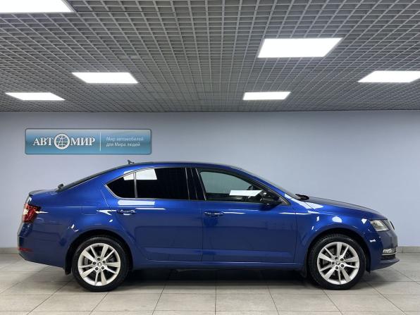 Skoda Octavia III (A7) Рестайлинг с пробегом 2019 года, цена 2 414 000 рублей, 71387 км, лифтбек, Автокод Объявления