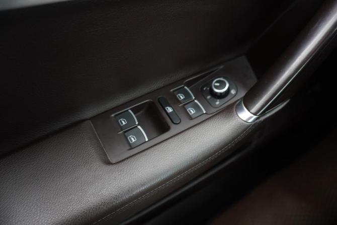 Volkswagen Passat B7 с пробегом 2013 года, цена 1 222 000 рублей, 197638 км, седан, Автокод Объявления