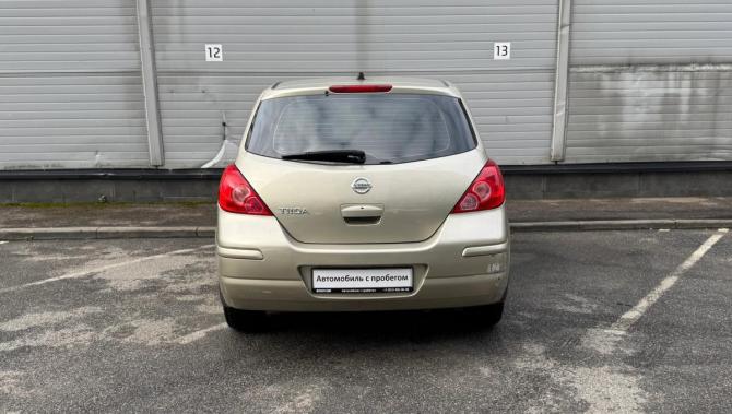 Nissan Tiida I Рестайлинг с пробегом 2010 года, цена 569 000 рублей, 179165 км, хэтчбек, Автокод Объявления
