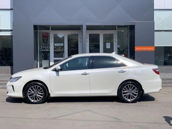 Toyota Camry VII (XV50) Рестайлинг 2 с пробегом 2017 года, цена 2 395 000 рублей, 122474 км, седан, Автокод Объявления
