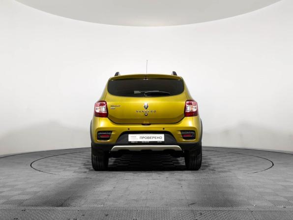 Renault Sandero II с пробегом 2016 года, цена 949 000 рублей, 82500 км, хэтчбек, Автокод Объявления