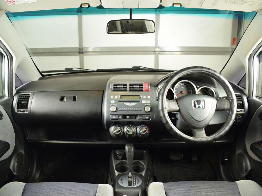 Honda Fit I Кемерово  - изображение 8