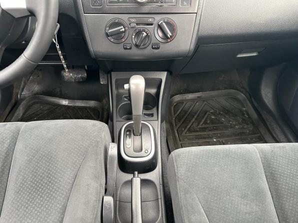 Nissan Tiida I Рестайлинг с пробегом 2013 года, цена 750 000 рублей, 253751 км, хэтчбек, Автокод Объявления