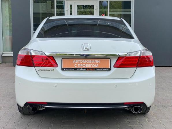 Honda Accord IX с пробегом 2013 года, цена 1 599 000 рублей, 215000 км, седан, Автокод Объявления