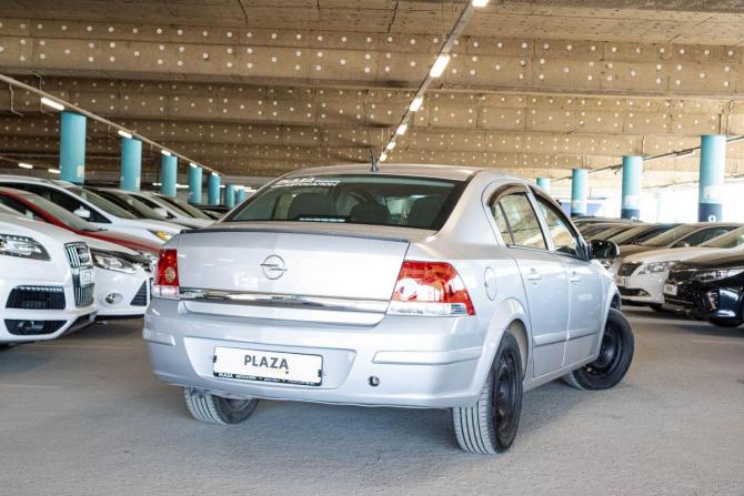 Opel Astra H Рестайлинг с пробегом 2008 года, цена 549 000 рублей, 149766 км, седан, Автокод Объявления