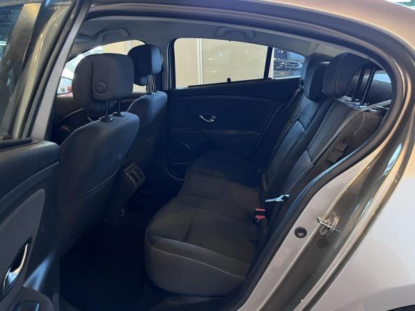 Renault Fluence I с пробегом 2011 года, цена 625 000 рублей, 267220 км, седан, Автокод Объявления