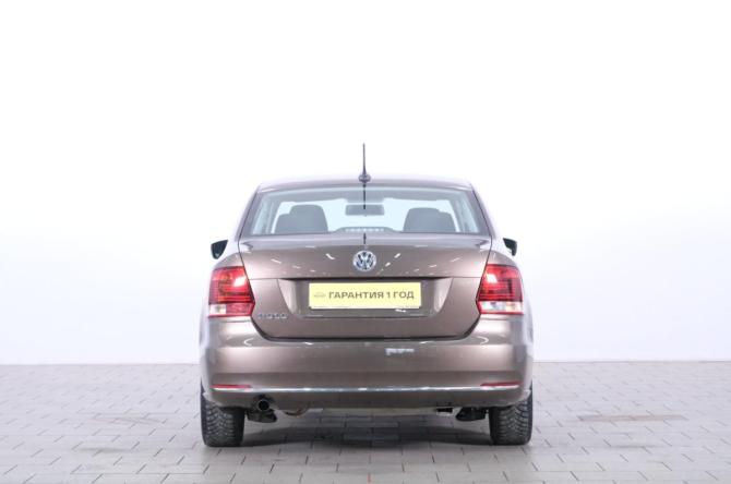 Volkswagen Polo V Рестайлинг с пробегом 2019 года, цена 849 000 рублей, 300217 км, седан, Автокод Объявления