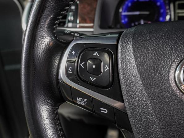 Toyota Camry VII (XV50) Рестайлинг 2 с пробегом 2017 года, цена 2 226 000 рублей, 118157 км, седан, Автокод Объявления