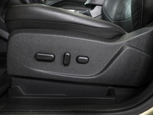 Ford Kuga II с пробегом 2014 года, цена 1 197 000 рублей, 175089 км, внедорожник, Автокод Объявления