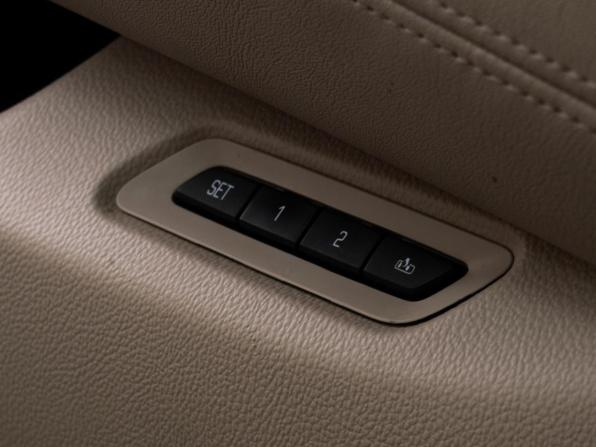 Cadillac Escalade IV с пробегом 2016 года, цена 3 070 000 рублей, 226176 км, внедорожник, Автокод Объявления