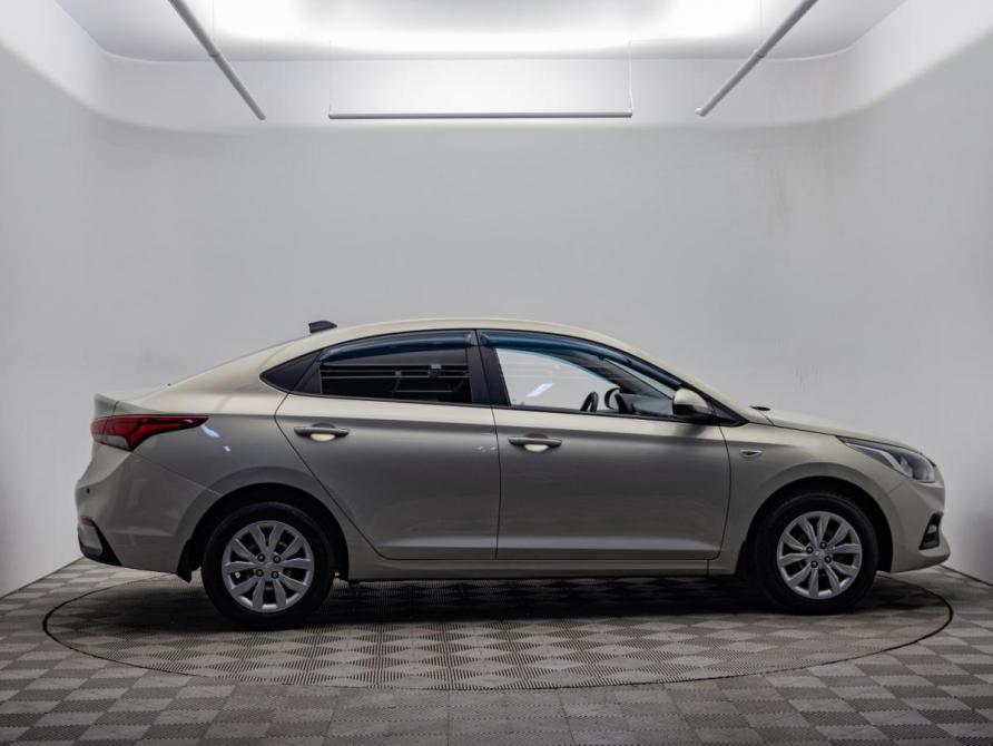 Hyundai Solaris II Москва  - изображение 4