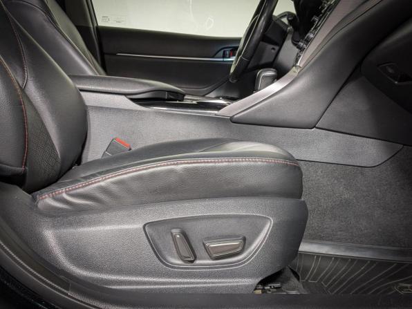 Toyota Camry VIII (XV70) с пробегом 2020 года, цена 2 440 000 рублей, 144000 км, седан, Автокод Объявления
