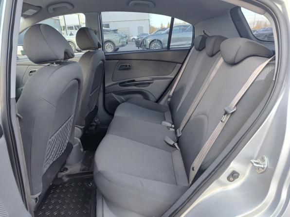 Kia Rio II Рестайлинг с пробегом 2010 года, цена 409 000 рублей, 216495 км, хэтчбек, Автокод Объявления