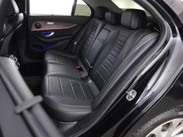 Mercedes-Benz E-Класс V (W213 S213 C238) с пробегом 2018 года, цена 3 197 070 рублей, 140824 км, седан, Автокод Объявления