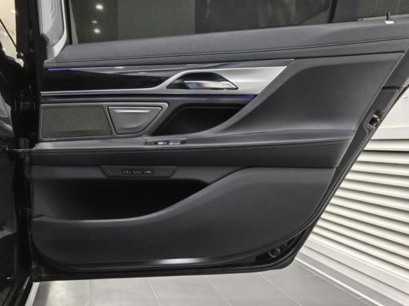 BMW 7 серии VI (G11/G12) с пробегом 2019 года, цена 6 292 800 рублей, 129563 км, седан, Автокод Объявления