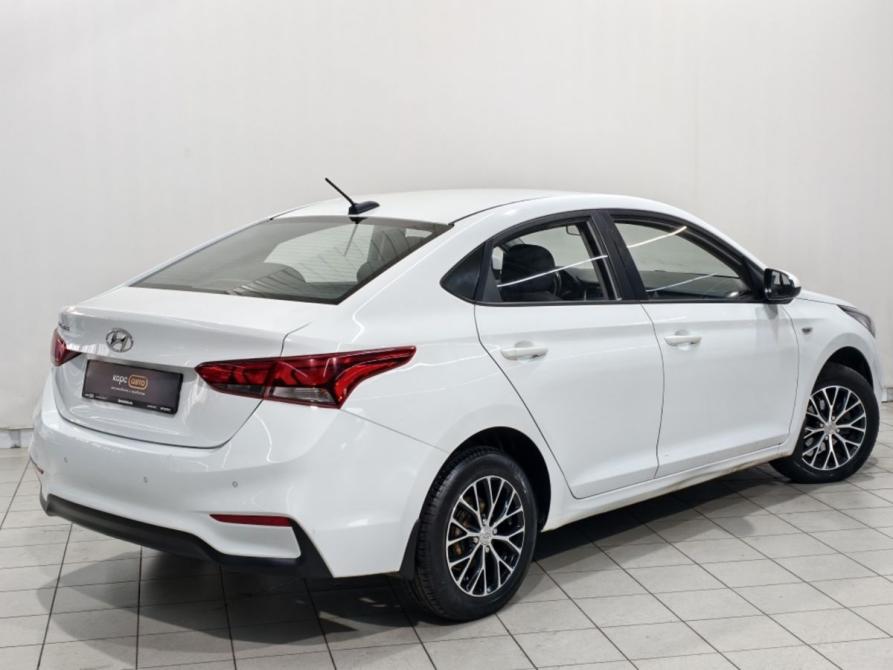 Hyundai Solaris II Курск  - изображение 3
