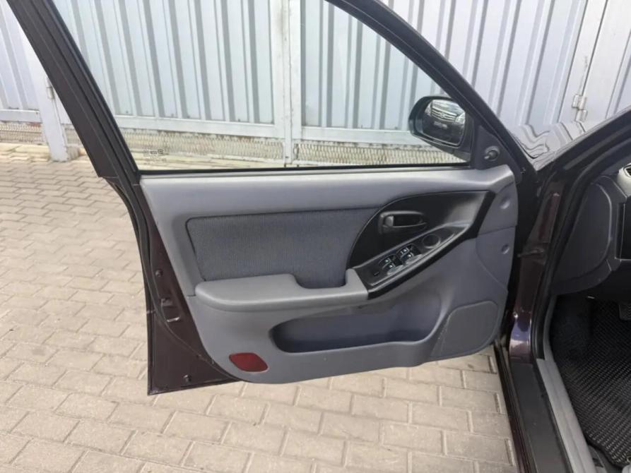 Hyundai Elantra III (XD2) Рестайлинг Ростов-на-Дону  - изображение 16