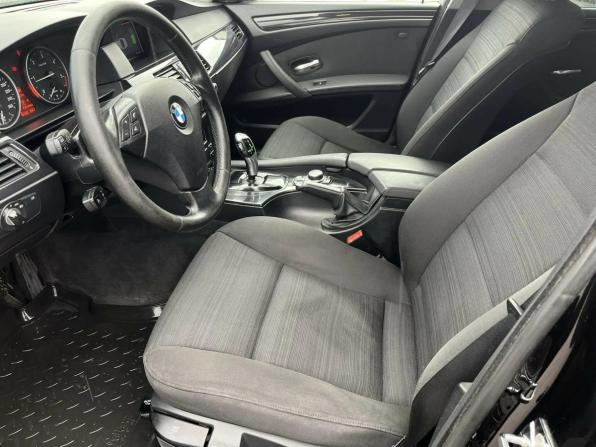 BMW 5 серии V (E60/E61) Рестайлинг с пробегом 2009 года, цена 1 219 000 рублей, 401233 км, седан, Автокод Объявления
