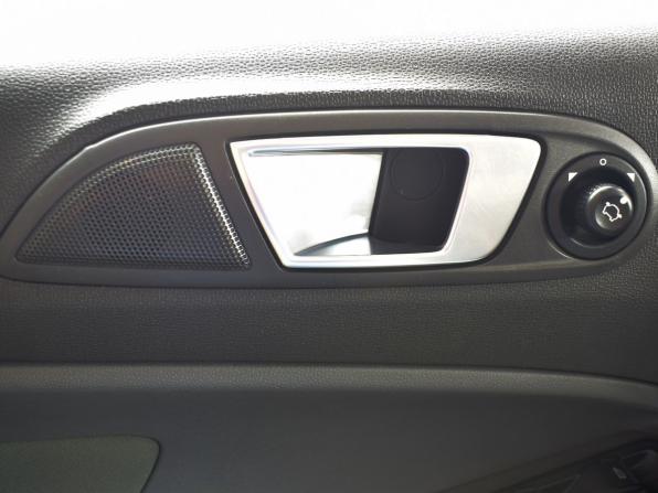Ford EcoSport II с пробегом 2015 года, цена 999 995 рублей, 99840 км, внедорожник, Автокод Объявления