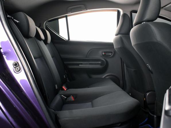 Toyota Aqua I Рестайлинг 2 с пробегом 2019 года, цена 1 099 999 рублей, 136624 км, хэтчбек, Автокод Объявления