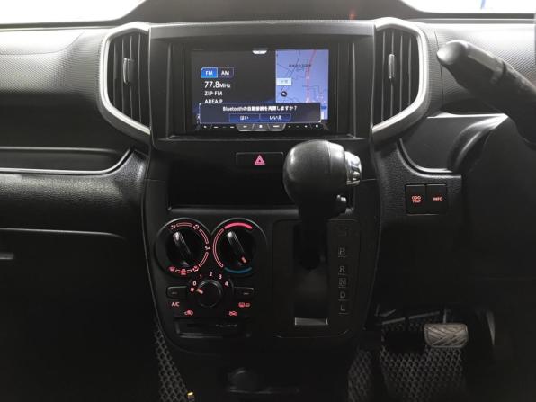 Suzuki Solio III с пробегом 2017 года, цена 999 000 рублей, 140708 км, минивэн, Автокод Объявления