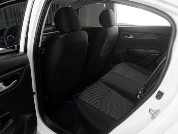 Kia Rio IV с пробегом 2018 года, цена 1 070 000 рублей, 252298 км, седан, Автокод Объявления