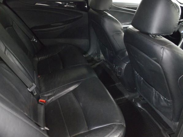 Hyundai Sonata VI (YF) с пробегом 2011 года, цена 900 000 рублей, 194270 км, седан, Автокод Объявления