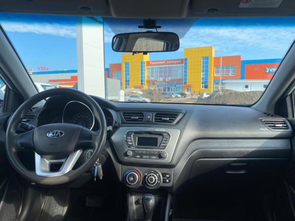 Kia Rio III с пробегом 2013 года, цена 900 000 рублей, 109472 км, хэтчбек, Автокод Объявления