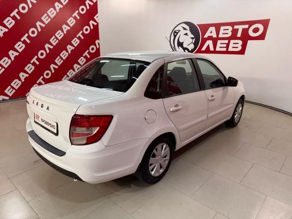 Lada (ВАЗ) Granta I Рестайлинг с пробегом 2021 года, цена 800 000 рублей, 118575 км, седан, Автокод Объявления