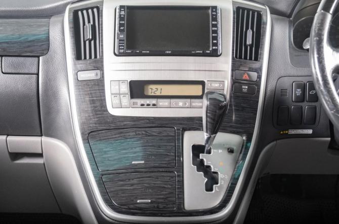 Toyota Alphard I Рестайлинг с пробегом 2006 года, цена 1 999 000 рублей, 172000 км, минивэн, Автокод Объявления