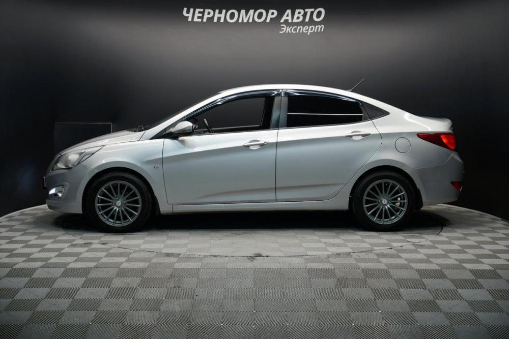 Hyundai Solaris I Рестайлинг Крым  - изображение 2
