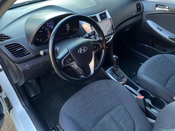 Hyundai Solaris I Рестайлинг с пробегом 2016 года, цена 815 000 рублей, 193720 км, седан, Автокод Объявления