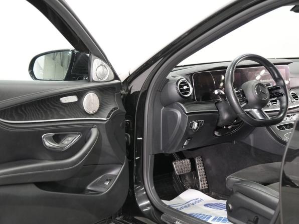 Mercedes-Benz E-Класс V (W213 S213 C238) Рестайлинг с пробегом 2020 года, цена 3 750 000 рублей, 179977 км, седан, Автокод Объявления