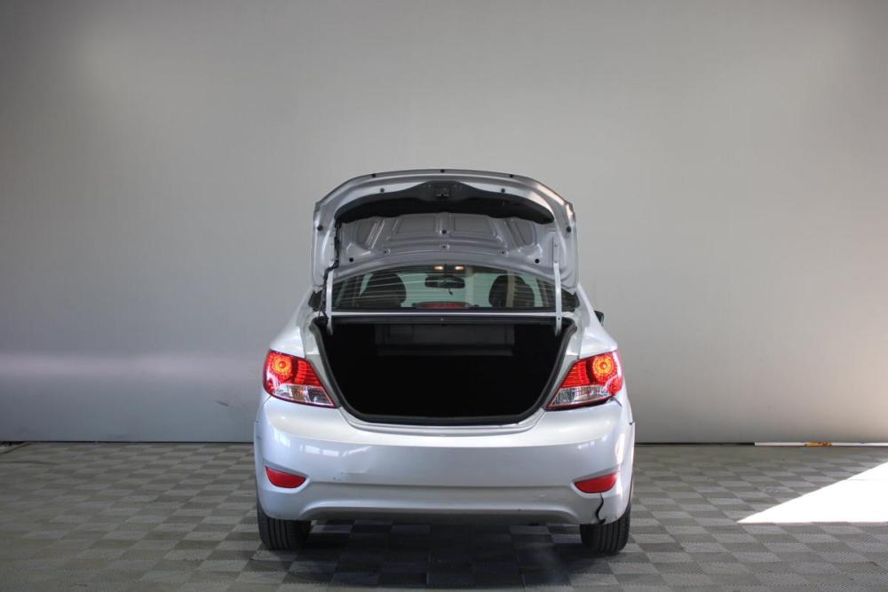 Hyundai Solaris I Санкт-Петербург  - изображение 7